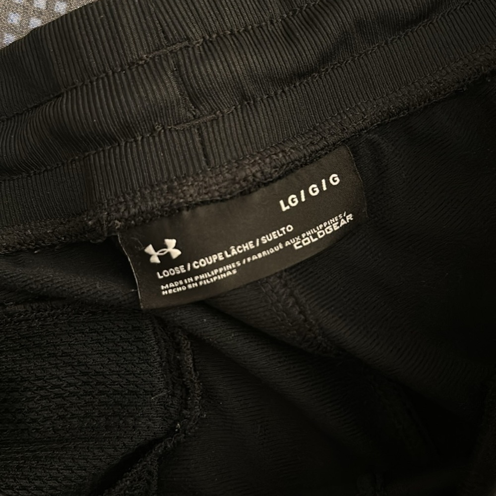 EUC Men’s Under Armour Joggers - Picture 5 of 6